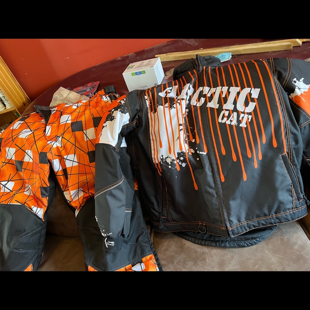 gently used artic cat snow suit